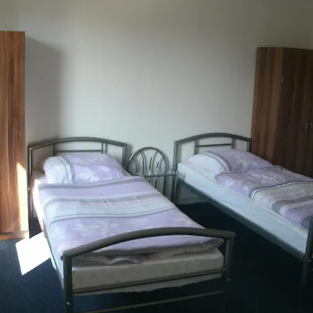 Apartmanhotel Gaestehaus Harz -monteurzimmervermietung- *